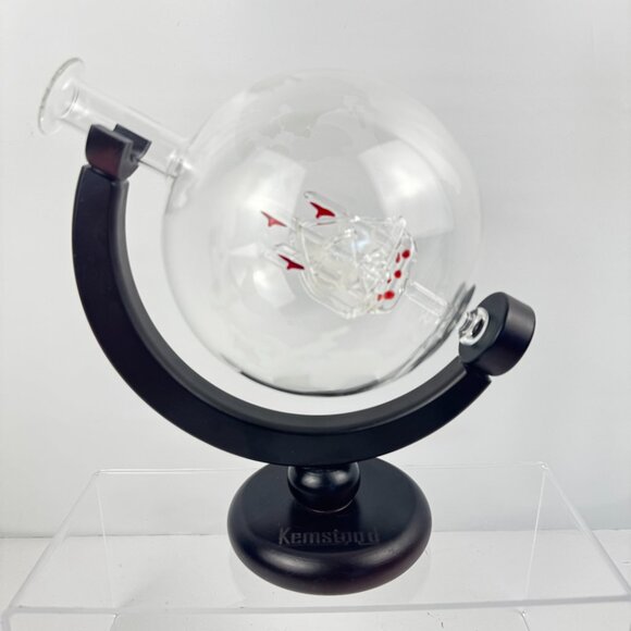 Kempstood Glass Globe Whiskey Decanter 850 ml Hand Blown Inner Galleon Ship READ - Picture 2 of 16